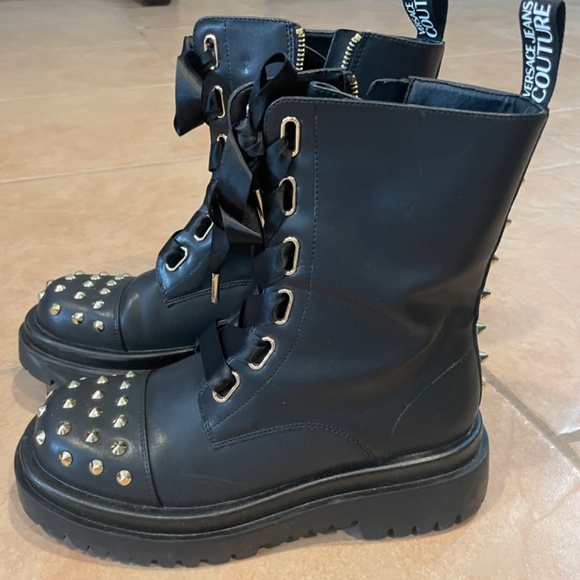 Versace Jeans Couture - Picture 10 of 16